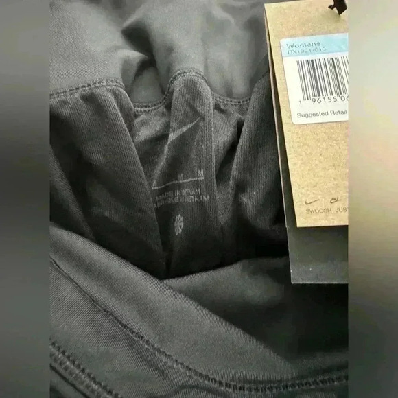 Nike Black and Gray Athletic Shorts for Performance - Picture 6 of 7